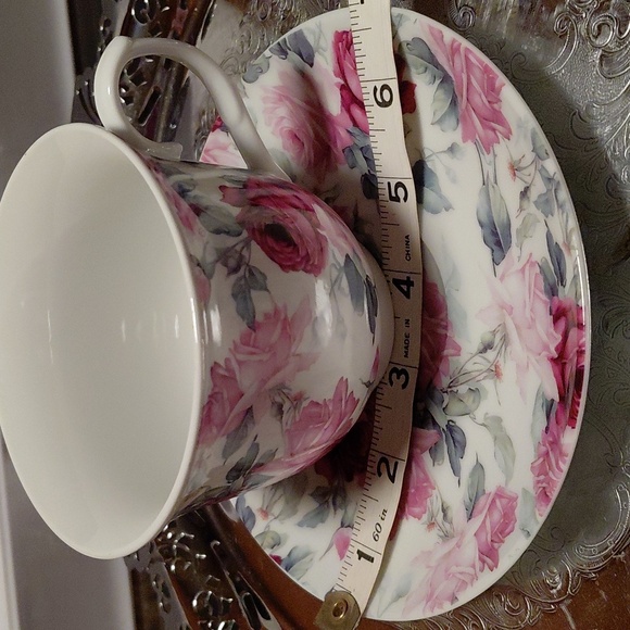 Floral Porcelain Teacup and Saucer Set - Picture 6 of 7